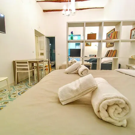 Napulitandream Santachiara Flat Daire